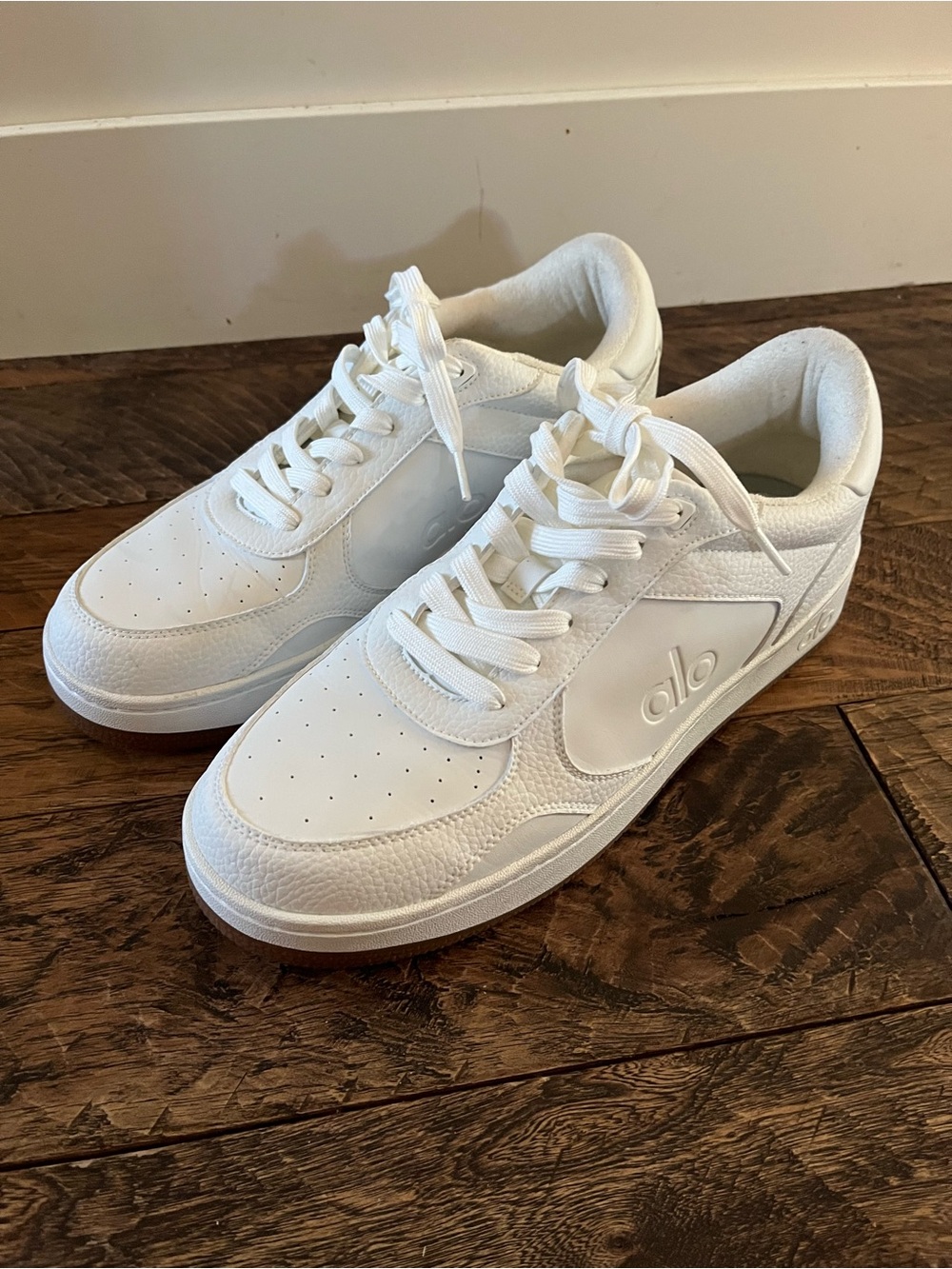 Alo Yoga Recovery Mode Sneakers White